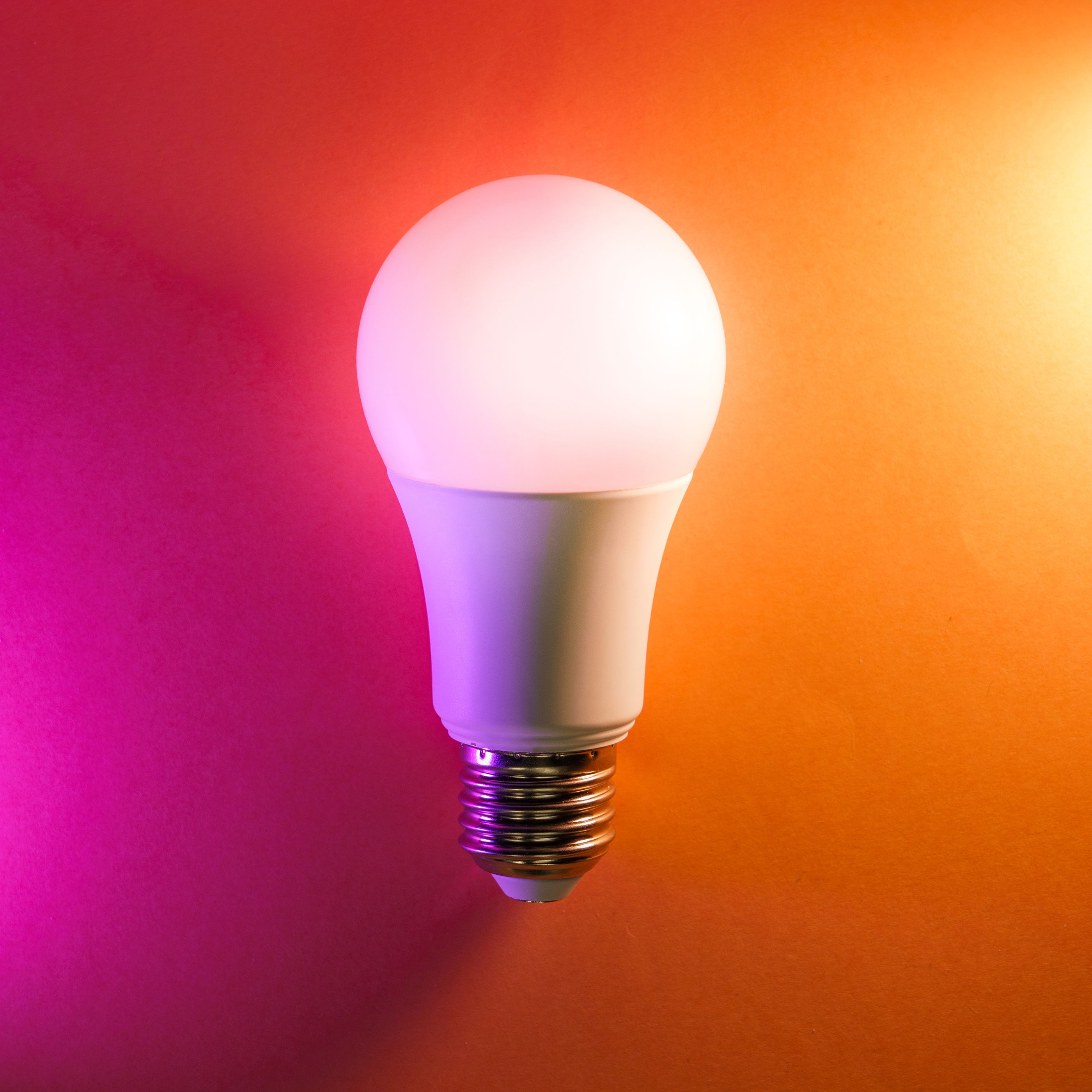 Smart E27 LED Birne RGB WiFi Alexa Google Farbtemperatur Steuerung